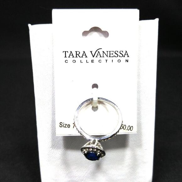 Tara Vanessa Blue Crystal Ring, Size 7, Blue Rhinestone, NWT - Picture 2 of 6